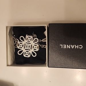 CHANEL belt or necklace